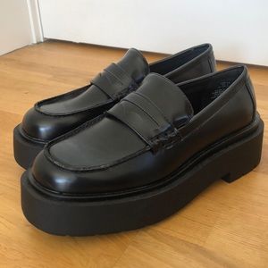 H&M Black Chunky Loafers